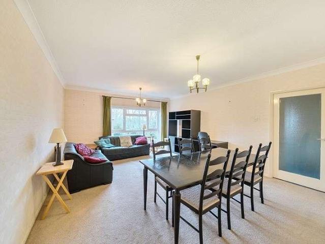 Flat for sale in Greater London