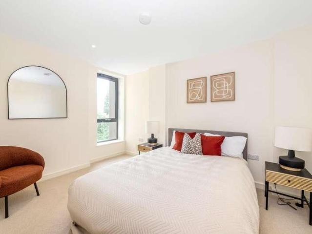 Flat for sale in Beckenham, Beckenham