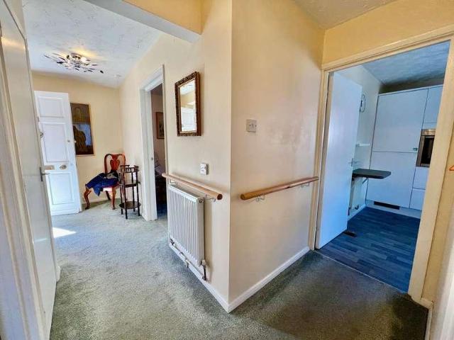 Flat for sale in Grantham, Barholm