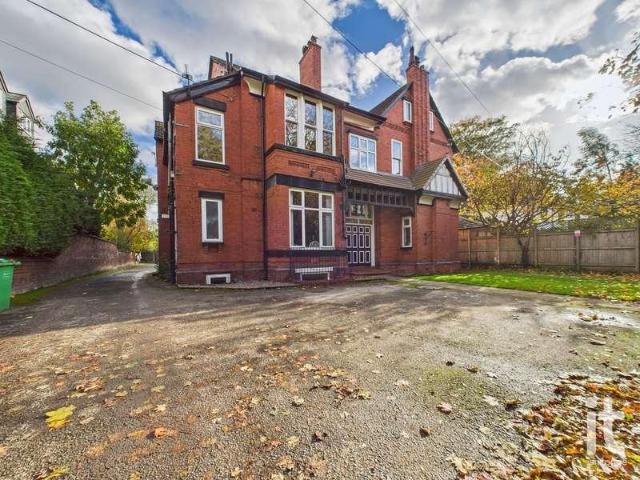 Flat for sale in Georgia, Greater Manchester