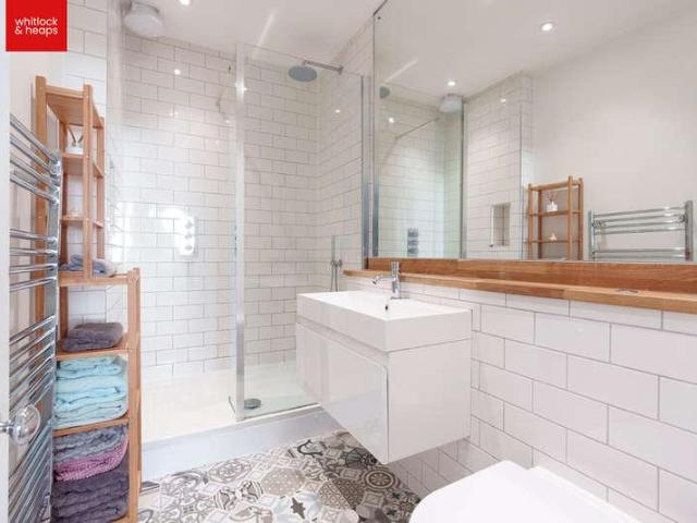 Flat for sale in Round Hill, Brighton & Hove