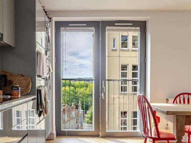 Flat for sale in Redcliffe, Bristol