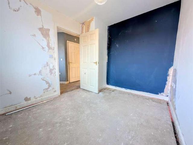 Flat for sale in Bloxwich, Walsall
