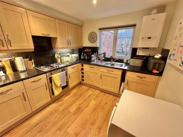 Flat for sale in Heald Green, Greater Manchester