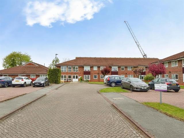 Flat for sale in York
