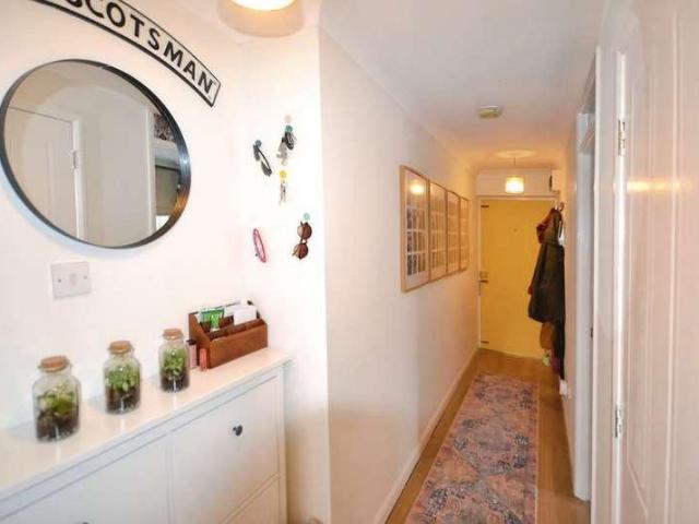 Flat for sale in Walton, Eastbridge