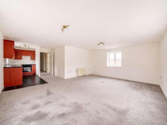 Flat for sale in Selsley, School House