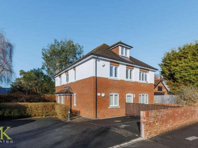 Flat for sale in Charminster, Bournemouth