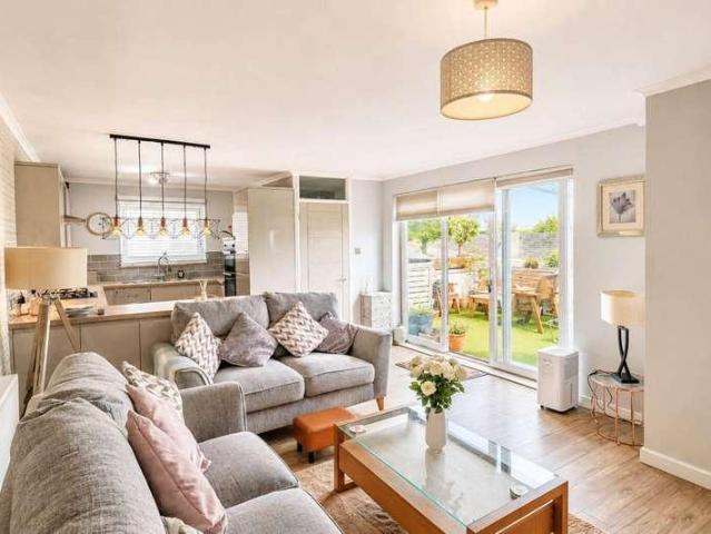 Flat for sale in Worlebury, Weston-super-mare