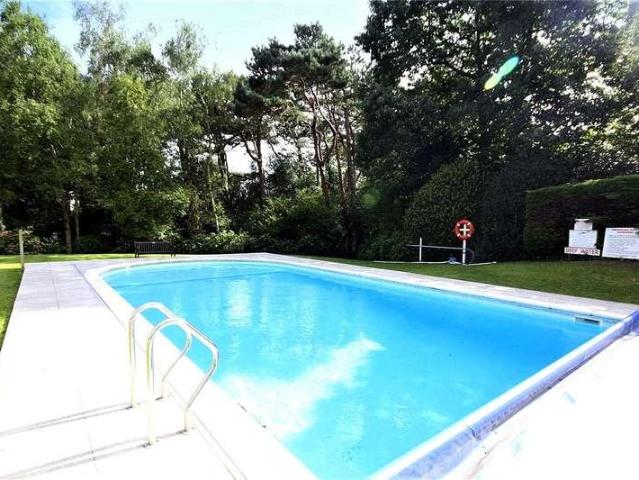Flat for sale in Bournemouth