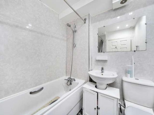 Flat for sale in Cannard's Grave, Shepton Mallet