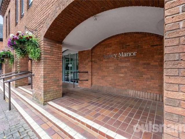 Flat for sale in Ipsley, Redditch