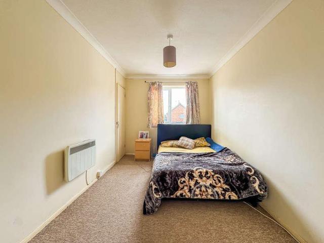 Flat for sale in Studlands Park, Chedburgh