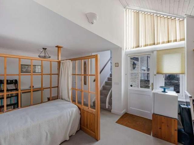 Flat for sale in Fairford, Fossebridge