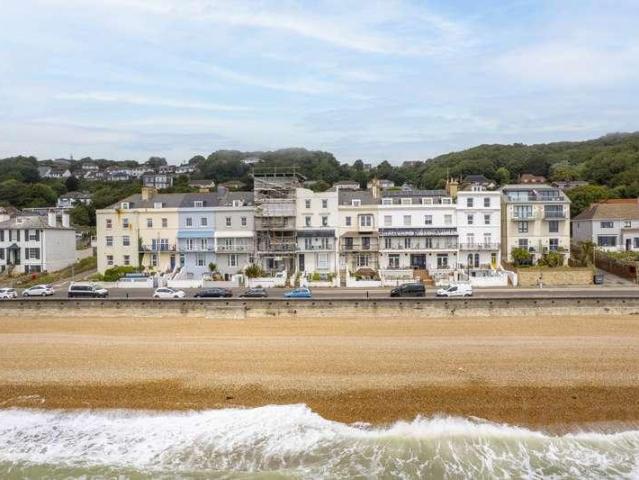 Flat for sale in Folkestone, Seabrook