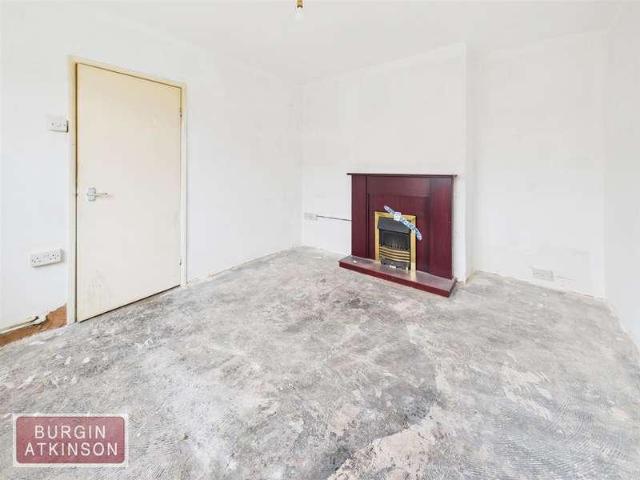 Flat for sale in Hallcroft, Costhorpe