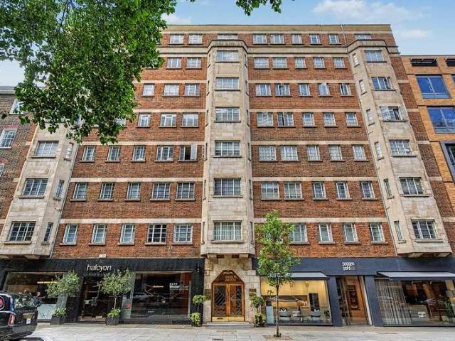 Flat for sale in East Marylebone, Marylebone