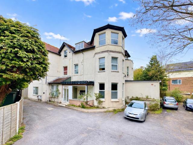 Flat for sale in Springbourne, Bournemouth