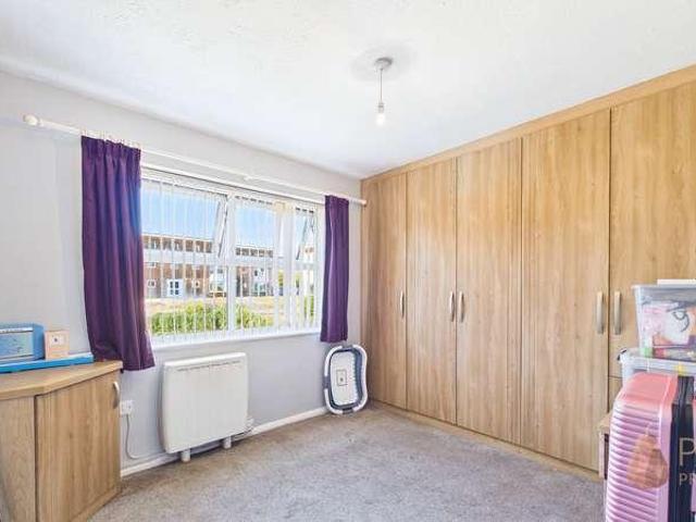 Flat for sale in Worthing, West Sussex