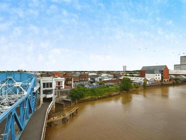 Flat for sale in Hull, Old Town