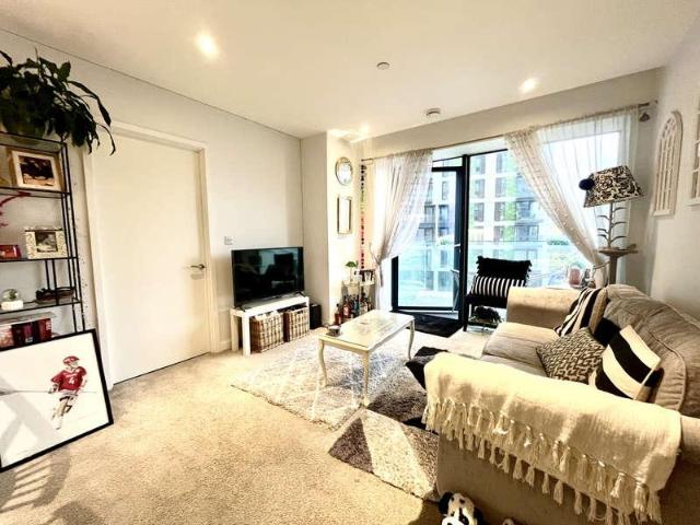 Flat for sale in Blackfriars, Salford