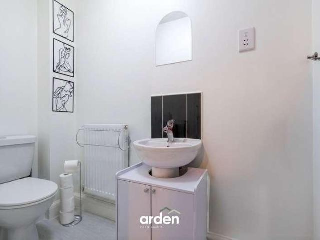 Flat for sale in Turves Green, West Midlands