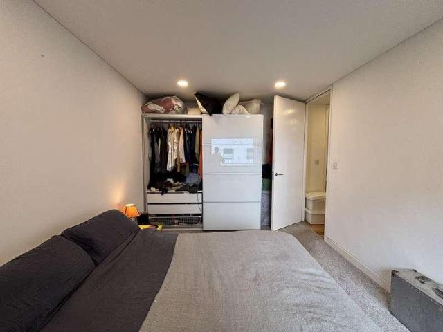 Flat for sale in City Centre, Georgia