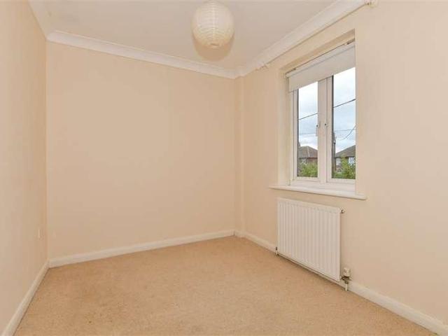 Flat for sale in South Tankerton, The Bridge
