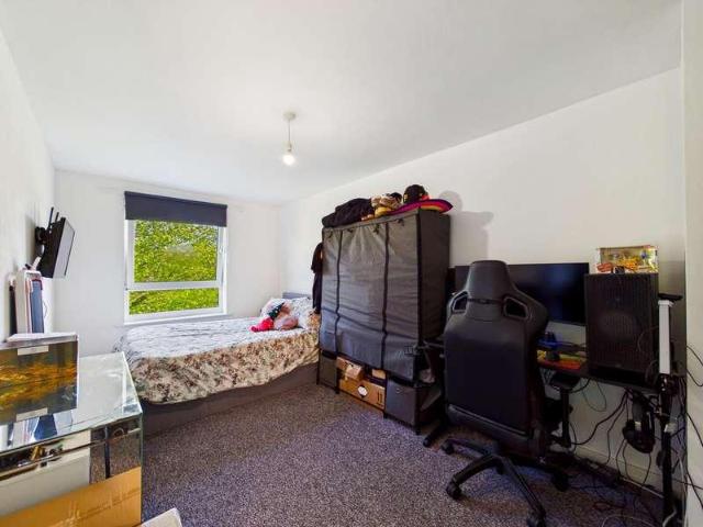 Flat for sale in Glasshoughton, Castleford