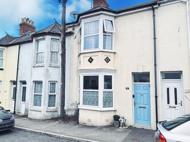 Flat for sale in Portland, East Dorset
