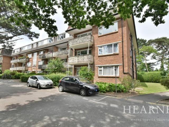 Flat for sale in Talbot Village, Bournemouth