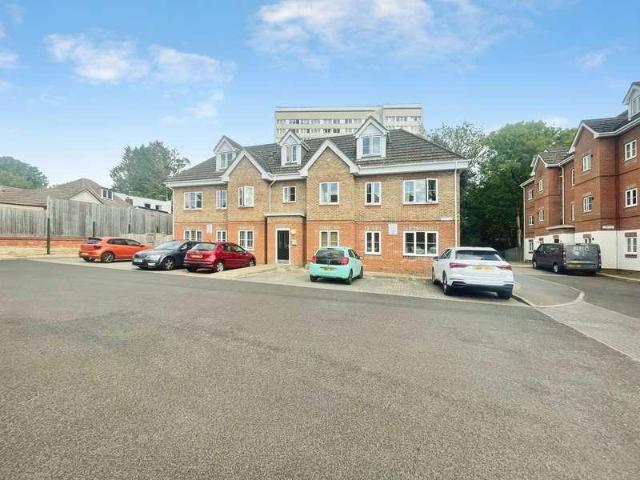 Flat for sale in Weston, City Of Southampton