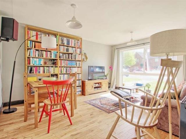 Flat for sale in Barnwell, Arbury