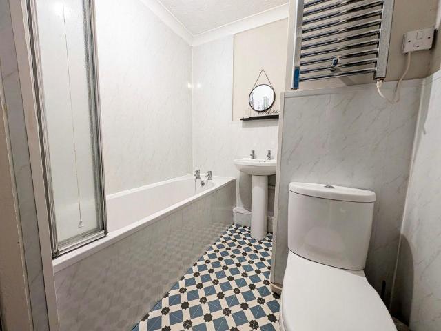 Flat for sale in Stockton-on-tees