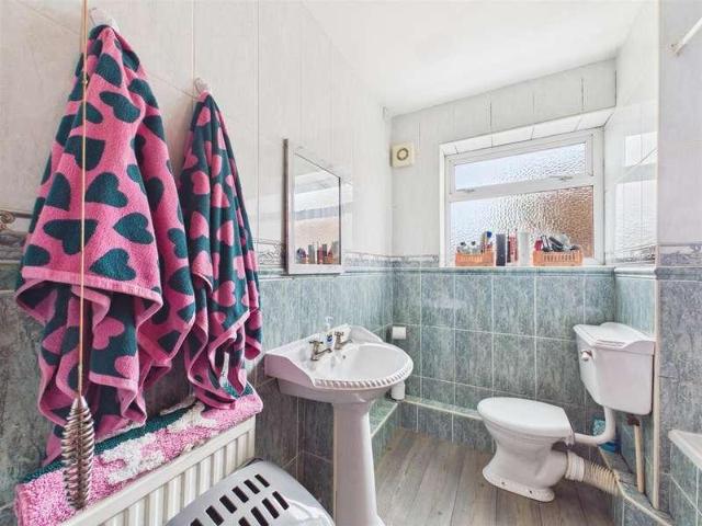 Flat for sale in Moreton, Wirral