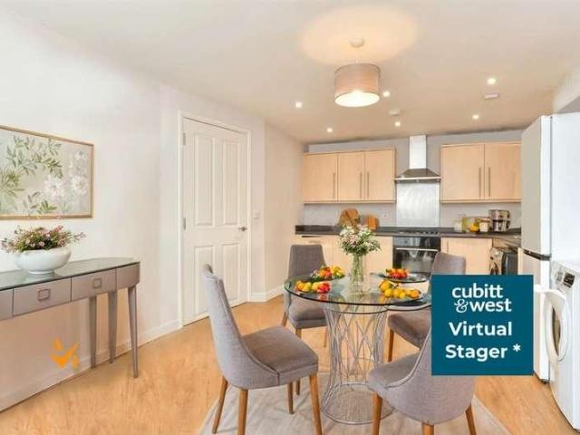 Flat for sale in Mile Oak, Brighton & Hove