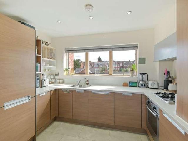Flat for sale in Diglis, Worcestershire