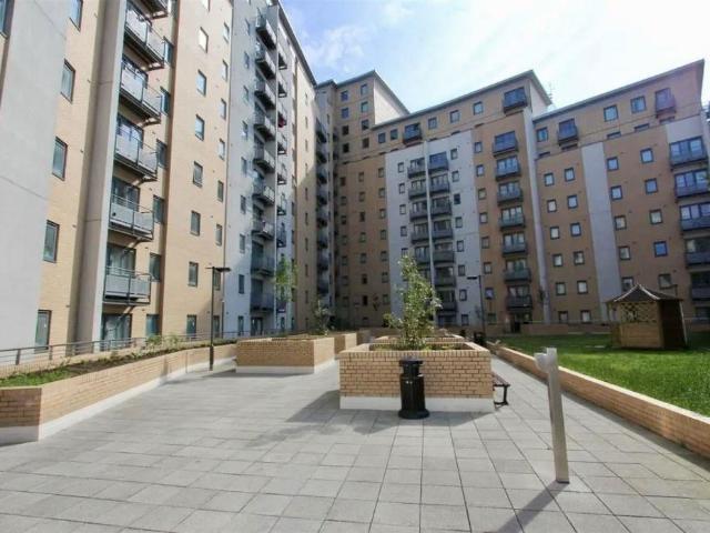 Flat for sale in Leylands, West Yorkshire