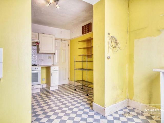 Flat for sale in Moordown, Bournemouth