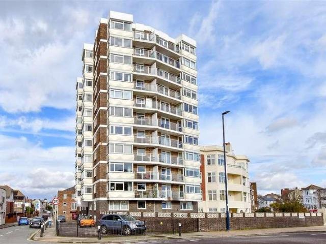 Flat for sale in Southsea, City Of Portsmouth