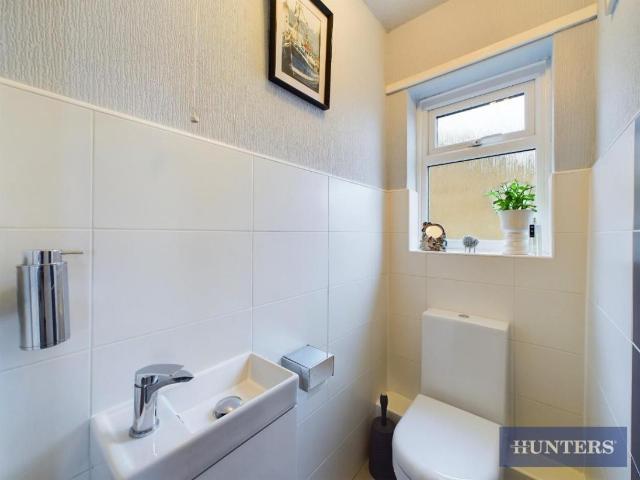 Flat for sale in South Cliff, Kepwick