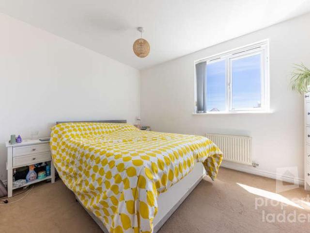 Flat for sale in Burgh St Peter, Norfolk