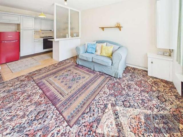 Flat for sale in Falcon Lodge, Wales