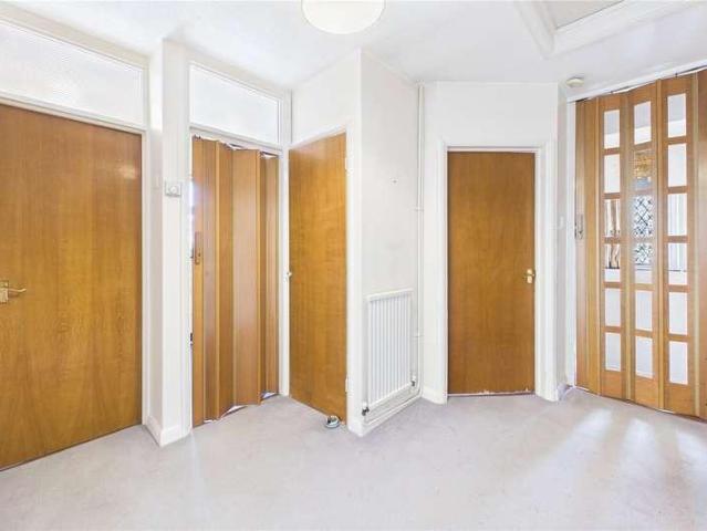 Flat for sale in Perryfields, West Sussex