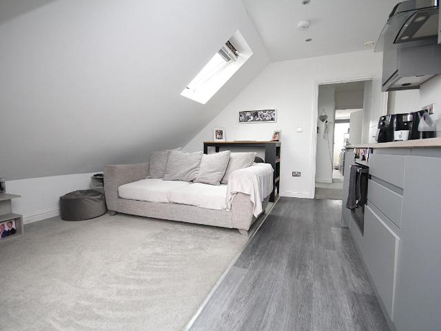 Flat for sale in Oakdale, Poole