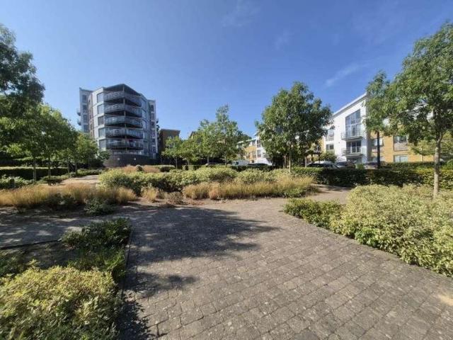 Flat for sale in Midway, Kent