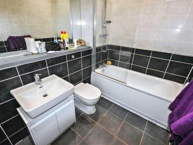 Flat for sale in South Yorkshire