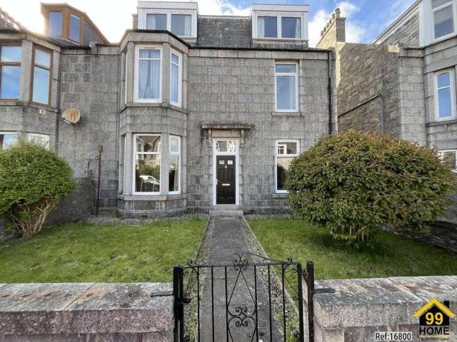 Flat for sale in Sunnybank, Ballindoch