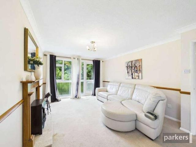 Flat for sale in Reading