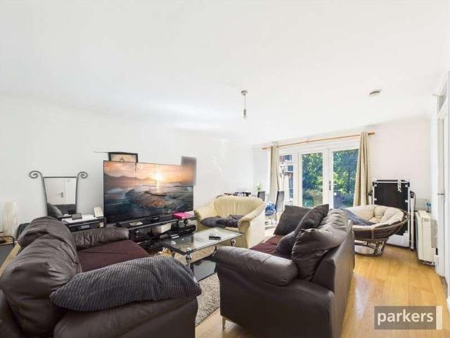 Flat for sale in Reading West, Reading